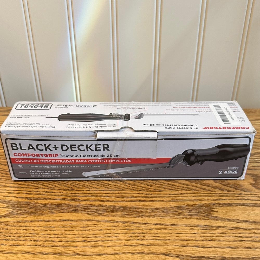 Black & Decker ComfortGrip Electric Knife NIB